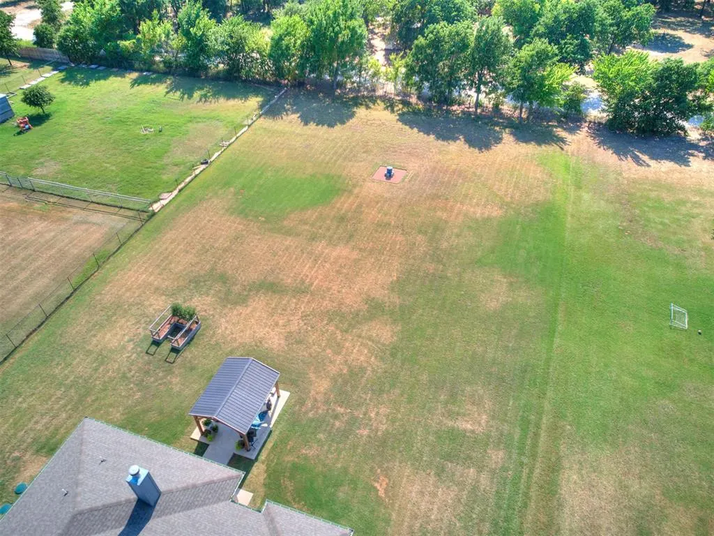 Photo 34 — 10740 Marion Dr, Edmond, OK 73034