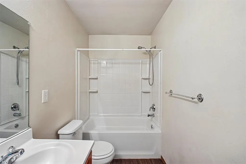 Photo 14 — 8101 Frye Lane, Oklahoma City, OK 73135