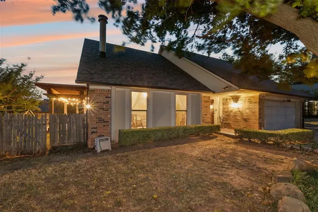 Photo 2 — 2636 SW 98th Street, Oklahoma City, OK 73159