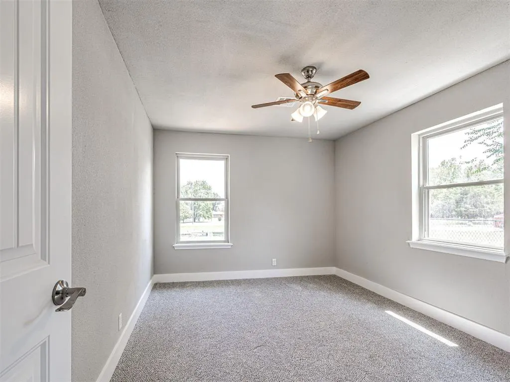 Photo 33 — 5704 Earl Drive, Shawnee, OK 74804