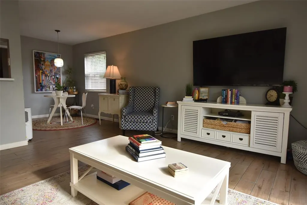 Photo 12 — 924 Cherokee Street, Seminole, OK 74868