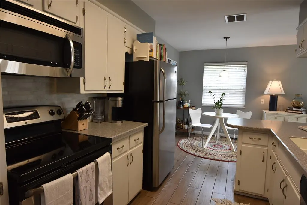 Photo 17 — 924 Cherokee Street, Seminole, OK 74868