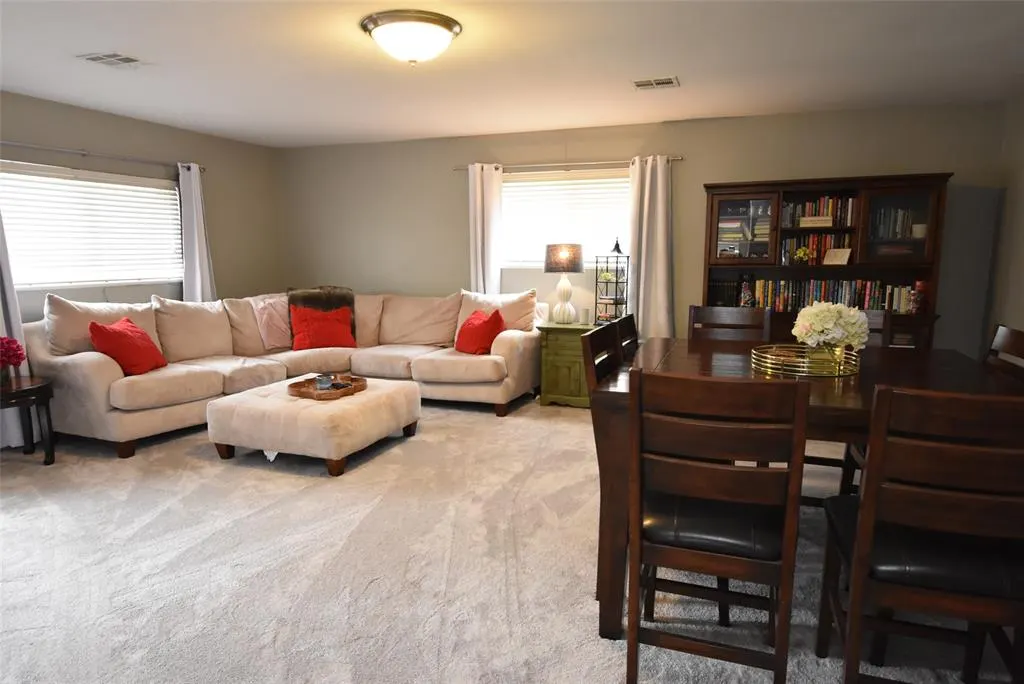 Photo 25 — 924 Cherokee Street, Seminole, OK 74868
