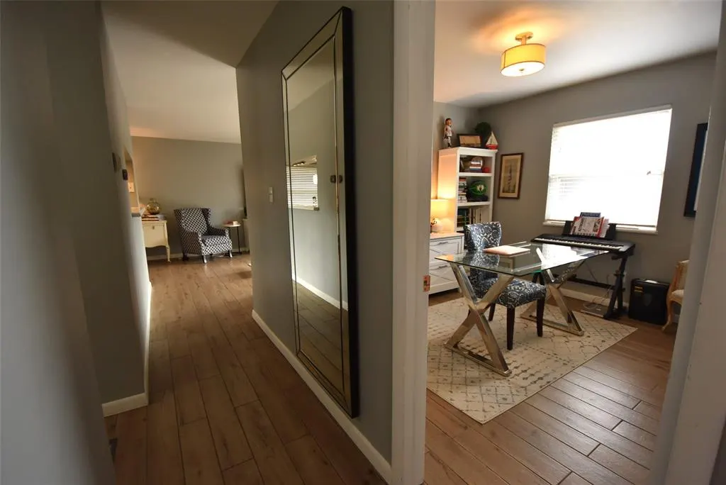 Photo 31 — 924 Cherokee Street, Seminole, OK 74868