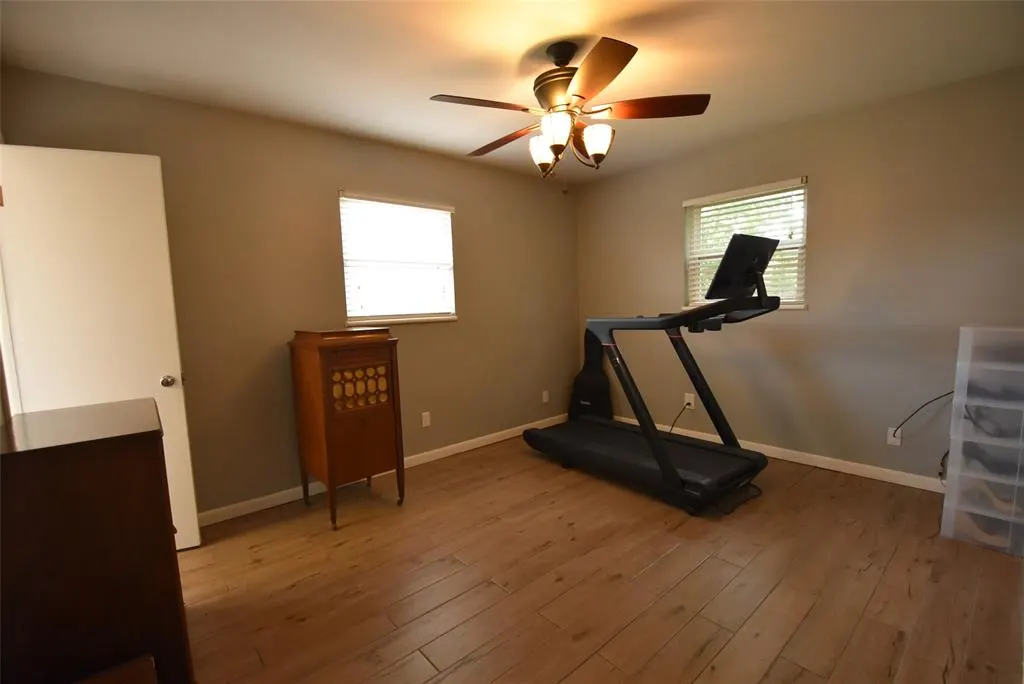 Photo 38 — 924 Cherokee Street, Seminole, OK 74868