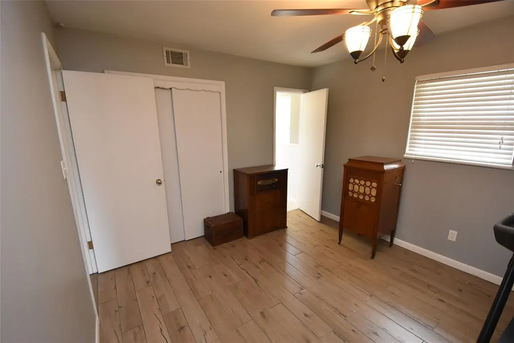 Photo 39 — 924 Cherokee Street, Seminole, OK 74868