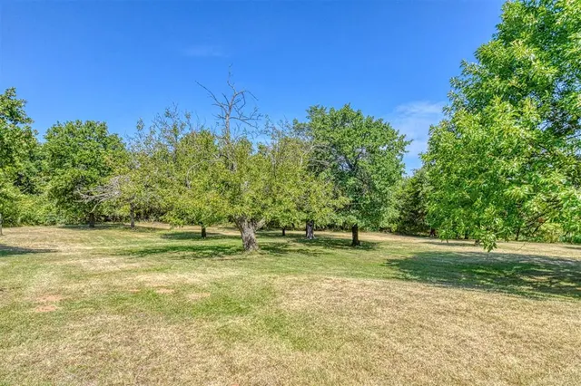 Photo 8 — 10431 Schwartz Drive, Oklahoma City, OK 73165