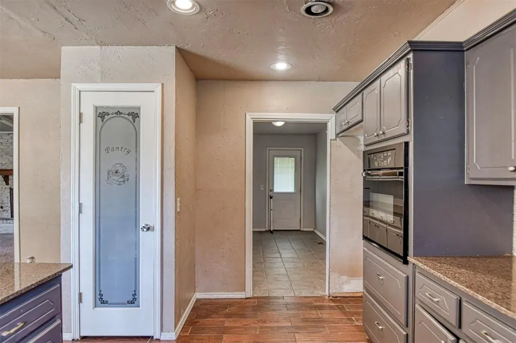 Photo 18 — 10431 Schwartz Drive, Oklahoma City, OK 73165