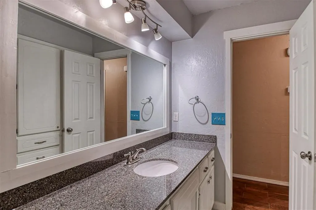 Photo 37 — 10431 Schwartz Drive, Oklahoma City, OK 73165