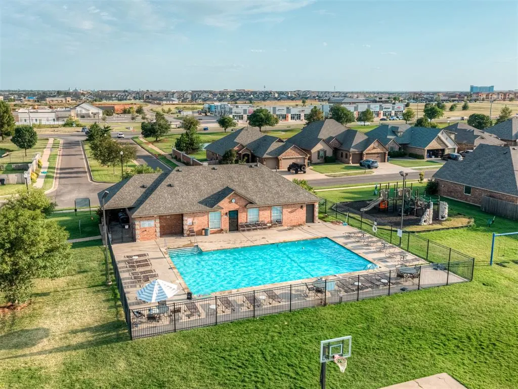 Photo 5 — 2416 NW 153rd Street, Edmond, OK 73013