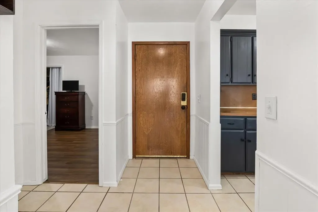 Photo 10 — 9323 S Hudson Avenue, Oklahoma City, OK 73139