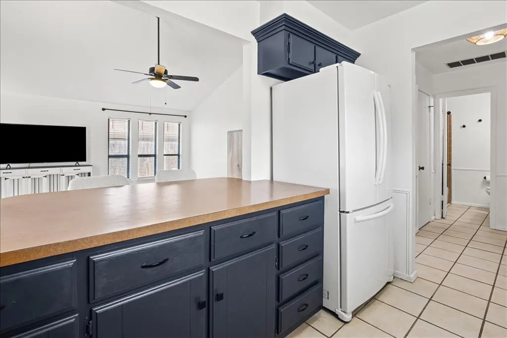 Photo 14 — 9323 S Hudson Avenue, Oklahoma City, OK 73139