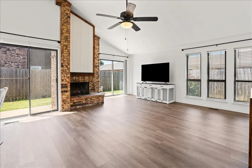 Photo 16 — 9323 S Hudson Avenue, Oklahoma City, OK 73139