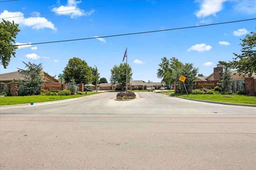 Photo 35 — 9323 S Hudson Avenue, Oklahoma City, OK 73139
