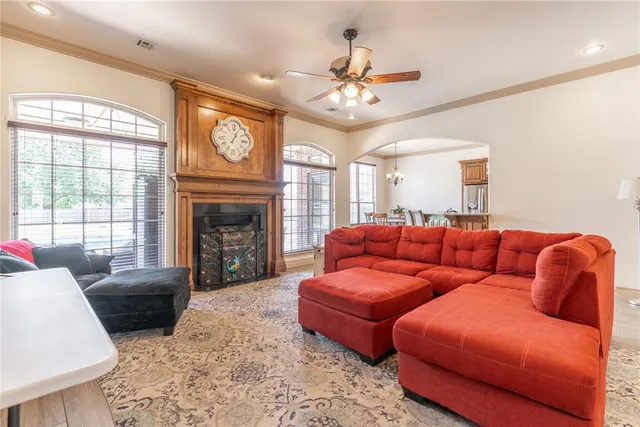 Photo 4 — 4108 Hidden Lake Circle, Moore, OK 73160