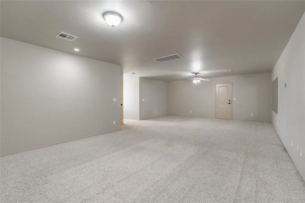 Photo 34 — 4108 Hidden Lake Circle, Moore, OK 73160