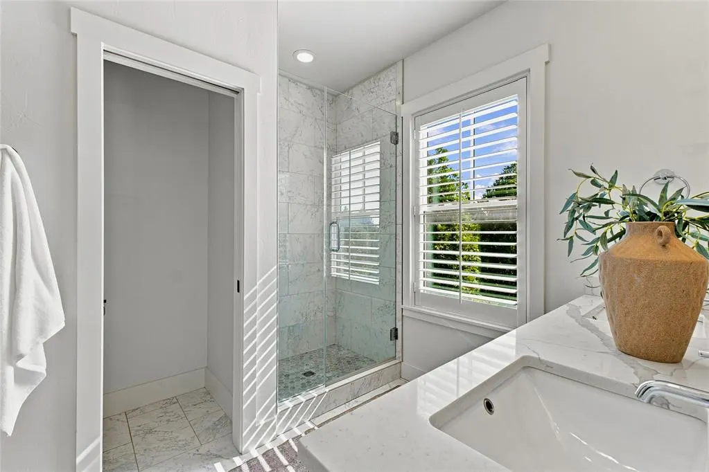 Photo 14 — 1729 Runway Boulevard, Oklahoma City, OK 73108