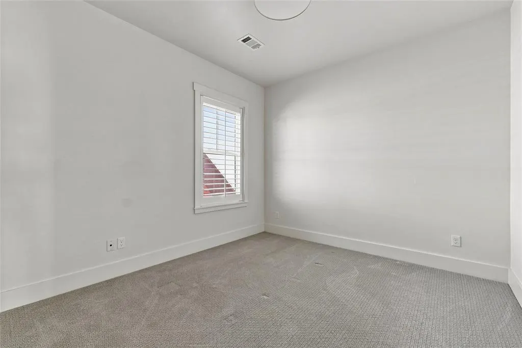 Photo 17 — 1729 Runway Boulevard, Oklahoma City, OK 73108