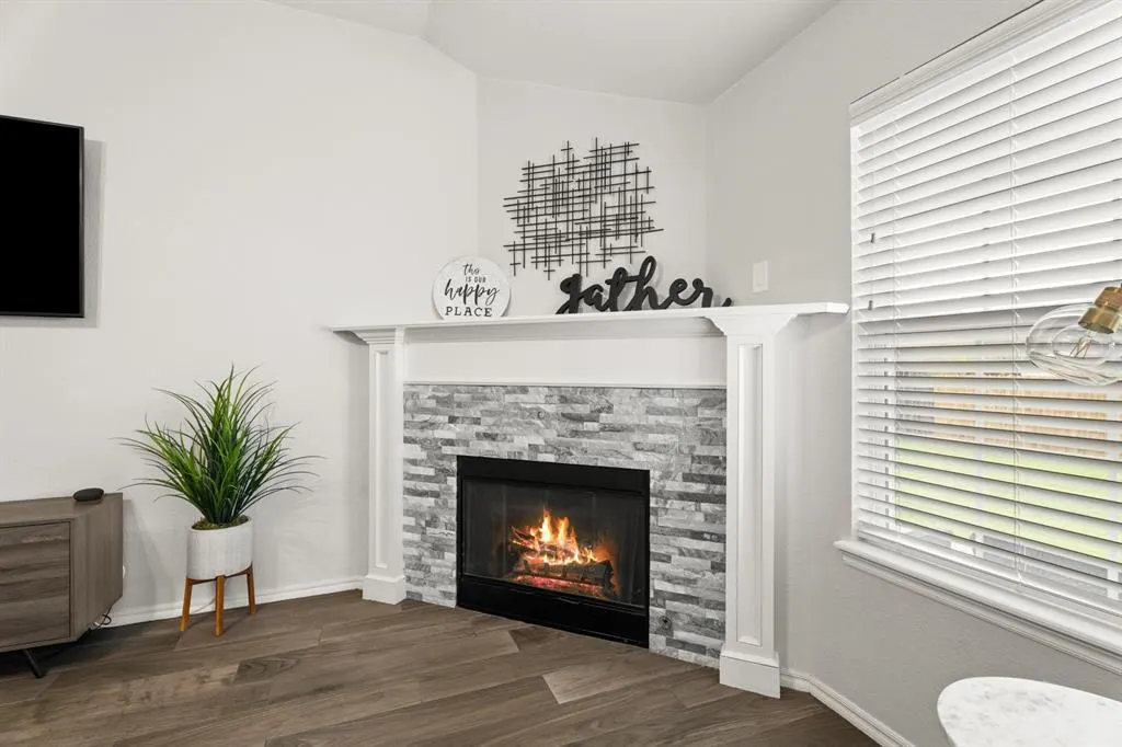 Photo 9 — 417 SW 39th Street, Moore, OK 73160
