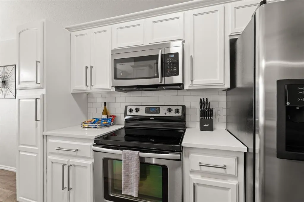 Photo 16 — 417 SW 39th Street, Moore, OK 73160