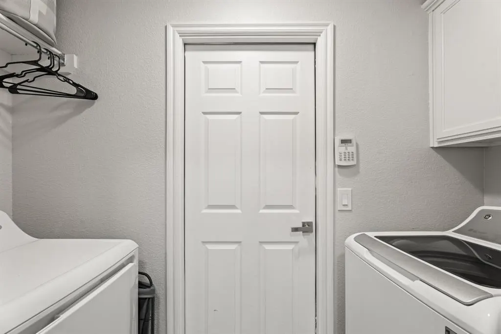 Photo 21 — 417 SW 39th Street, Moore, OK 73160