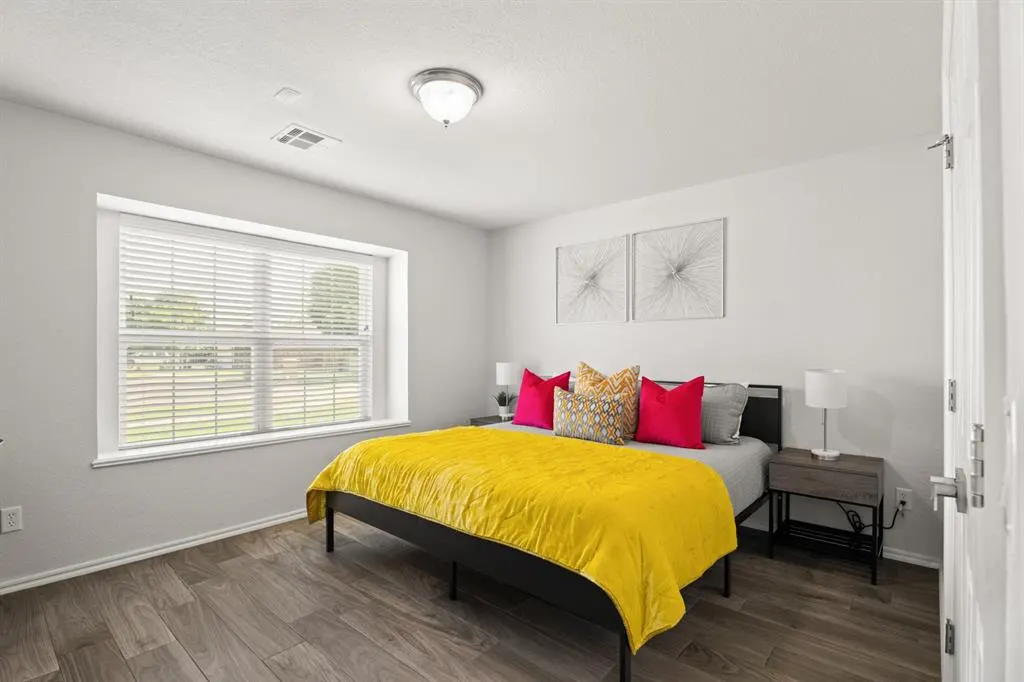 Photo 23 — 417 SW 39th Street, Moore, OK 73160