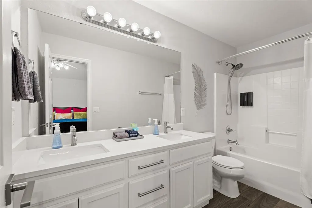 Photo 27 — 417 SW 39th Street, Moore, OK 73160
