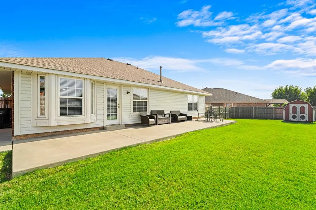 Photo 30 — 417 SW 39th Street, Moore, OK 73160