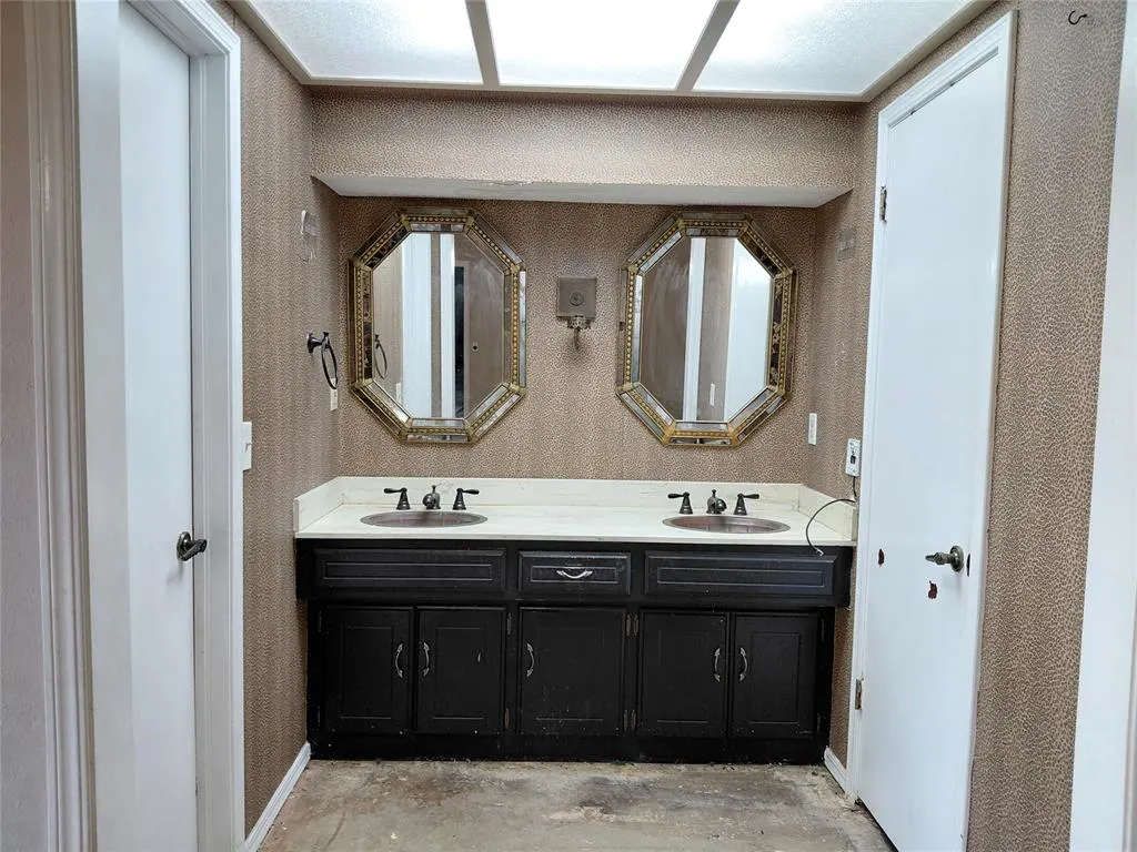 Photo 15 — 9707 Warriner Circle, Oklahoma City, OK 73162