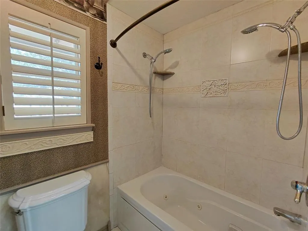 Photo 16 — 9707 Warriner Circle, Oklahoma City, OK 73162