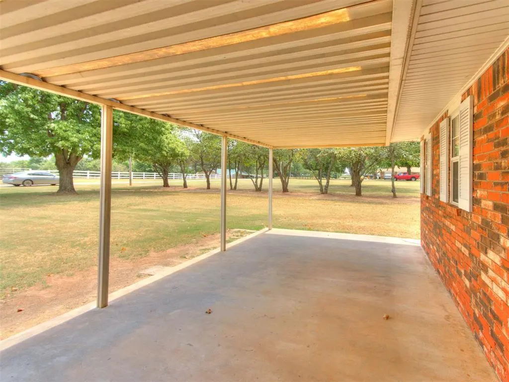 Photo 4 — 888 County Street 2942 Street, Tuttle, OK 73089