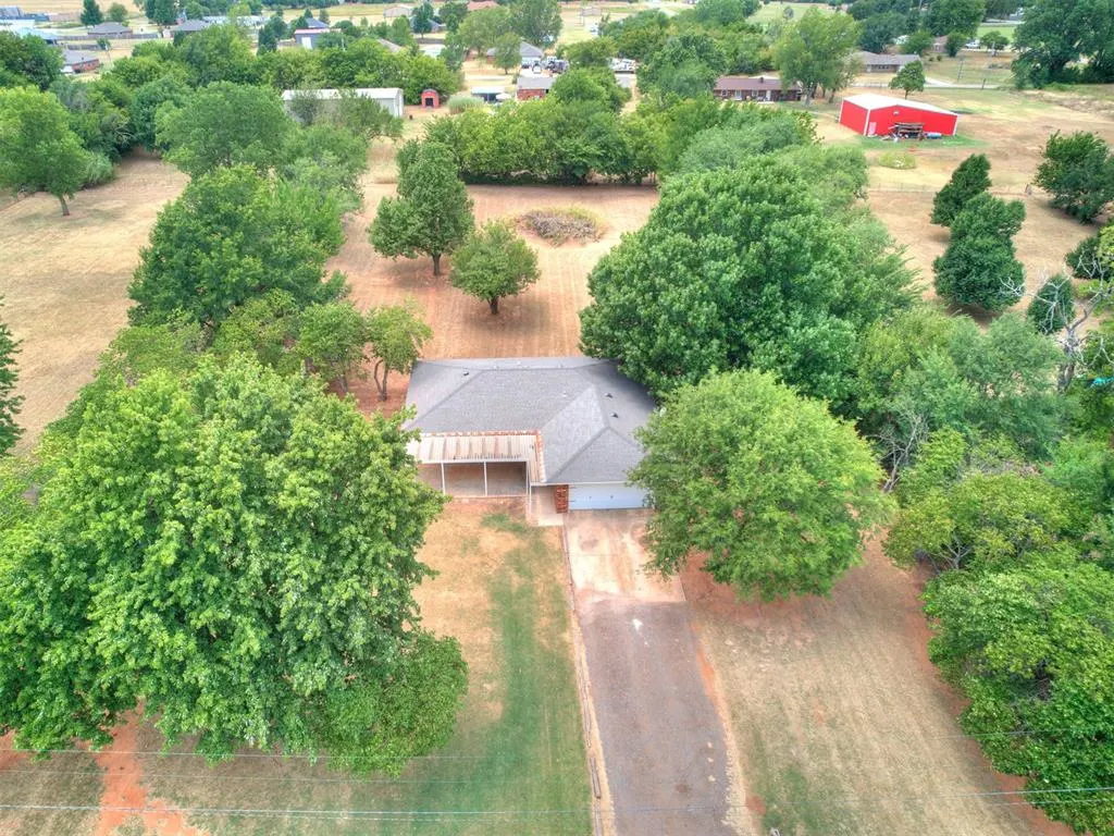 Photo 5 — 888 County Street 2942 Street, Tuttle, OK 73089