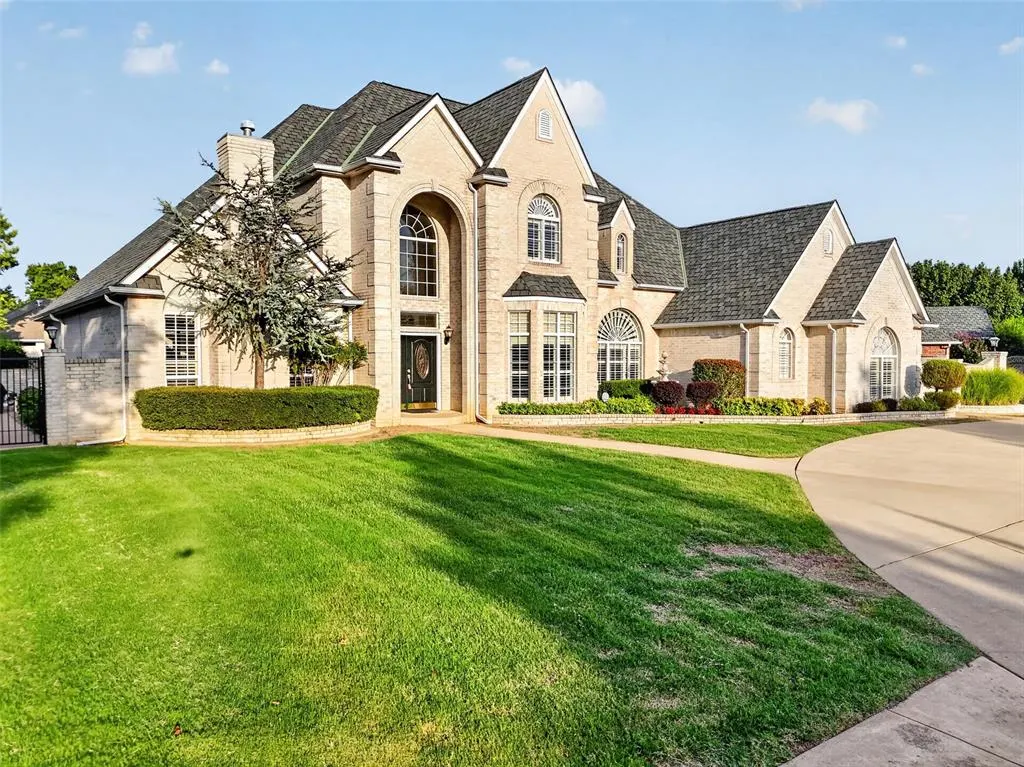 Photo 2 — 12116 Long Lake Boulevard, Oklahoma City, OK 73170