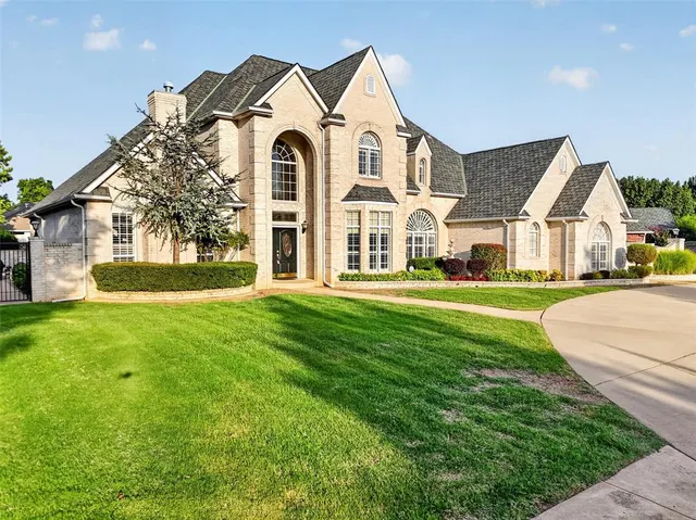 Photo 2 — 12116 Long Lake Boulevard, Oklahoma City, OK 73170
