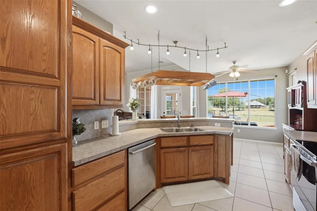 Photo 12 — 1700 Sandpiper Drive, Blanchard, OK 73010