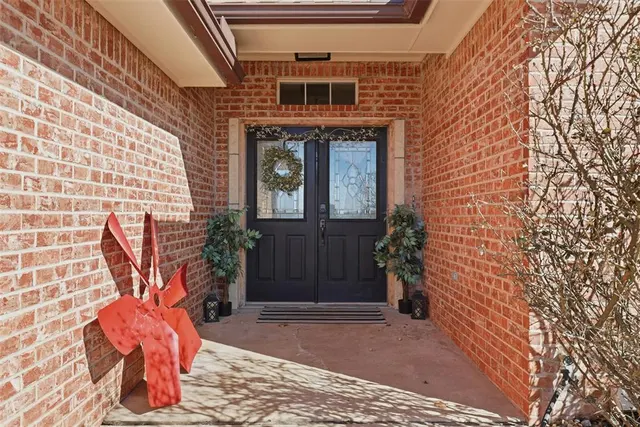 Photo 3 — 1700 Sandpiper Drive, Blanchard, OK 73010