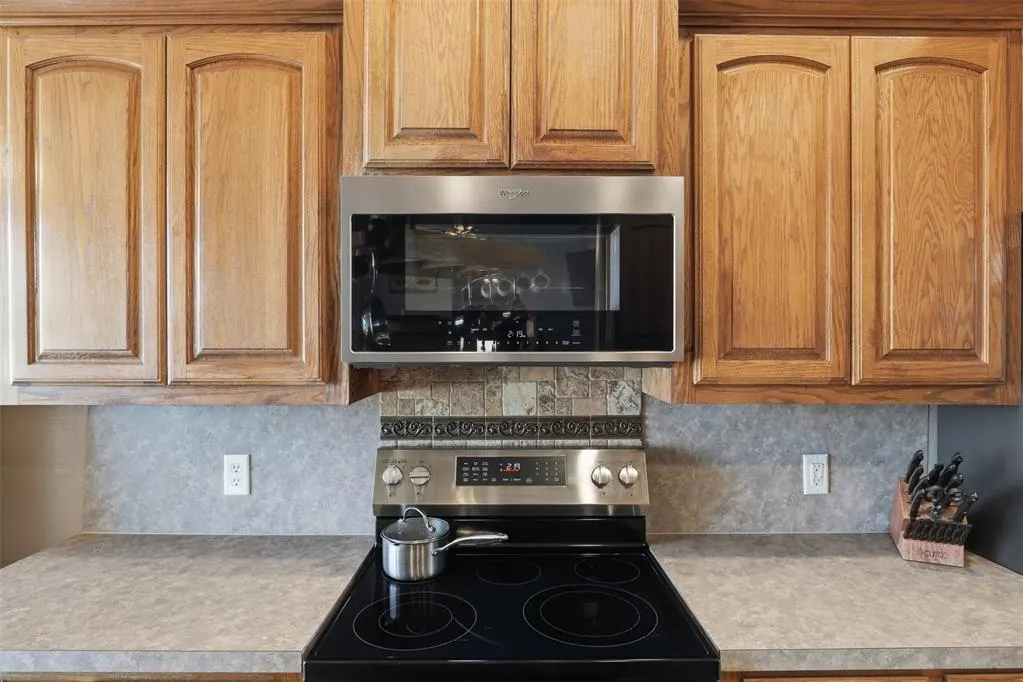Photo 11 — 1700 Sandpiper Drive, Blanchard, OK 73010