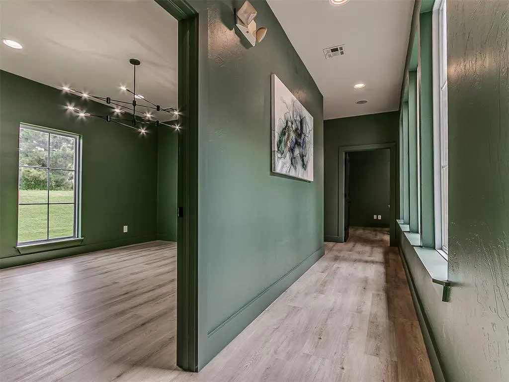 Photo 5 — 1725 W 33rd Street, Edmond, OK 73013