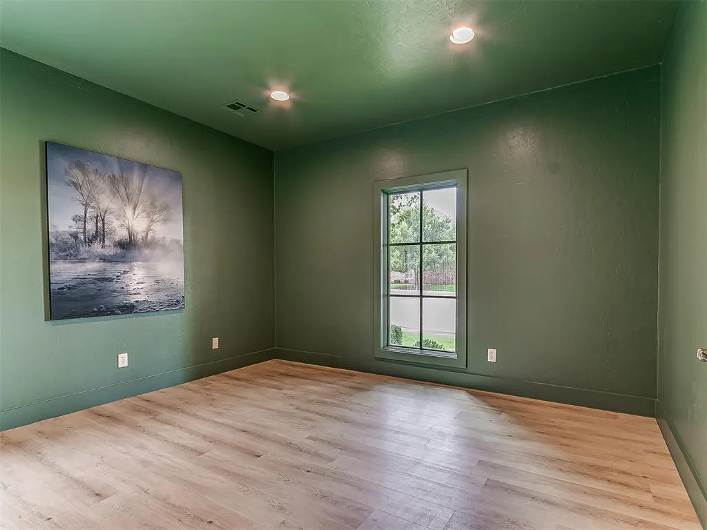 Photo 12 — 1725 W 33rd Street, Edmond, OK 73013
