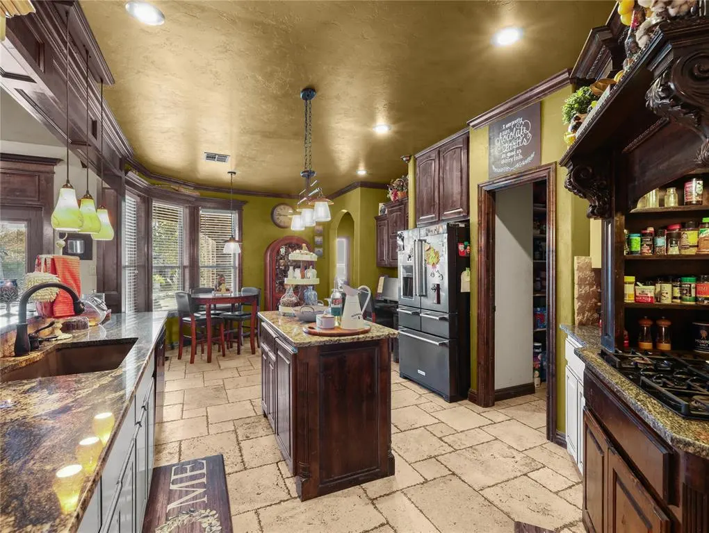 Photo 23 — 555 N White Chimney Road, Stuart, OK 74570