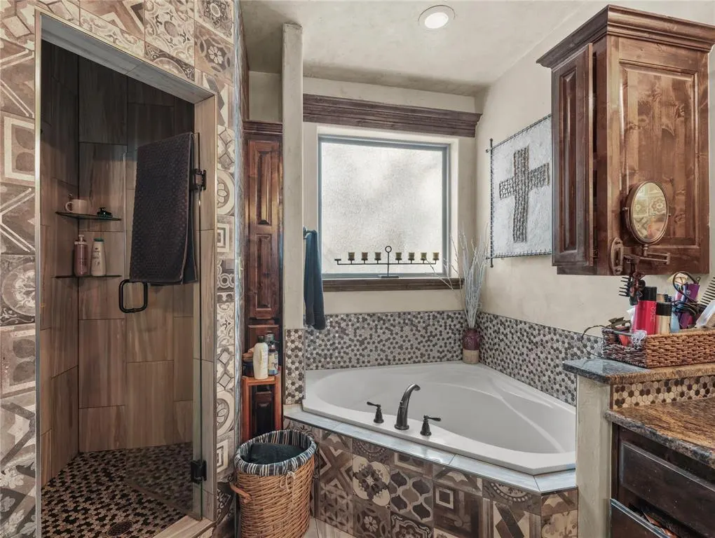 Photo 30 — 555 N White Chimney Road, Stuart, OK 74570