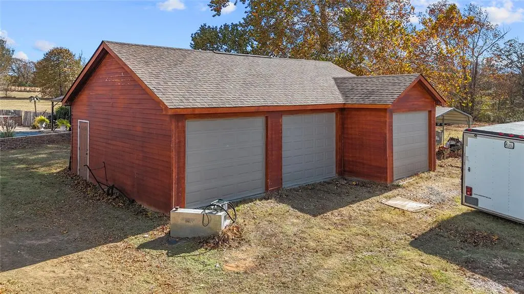 Photo 42 — 555 N White Chimney Road, Stuart, OK 74570