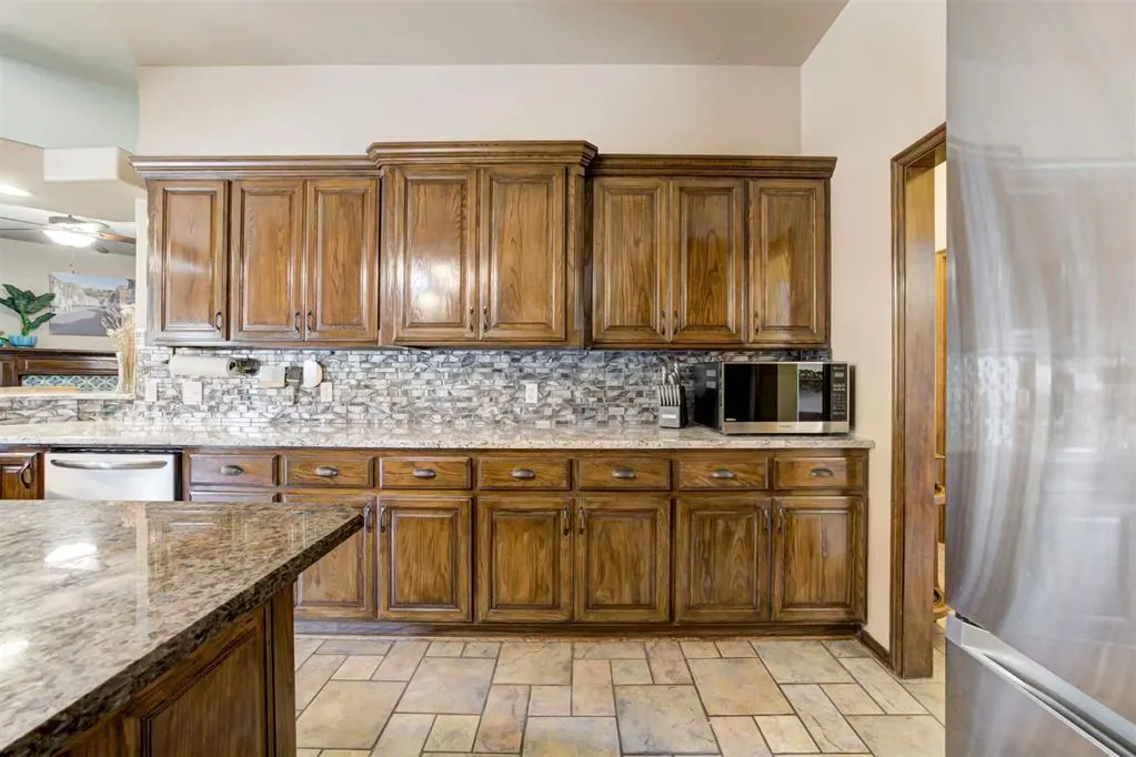 Photo 16 — 808 NW 153rd Terrace, Edmond, OK 73013