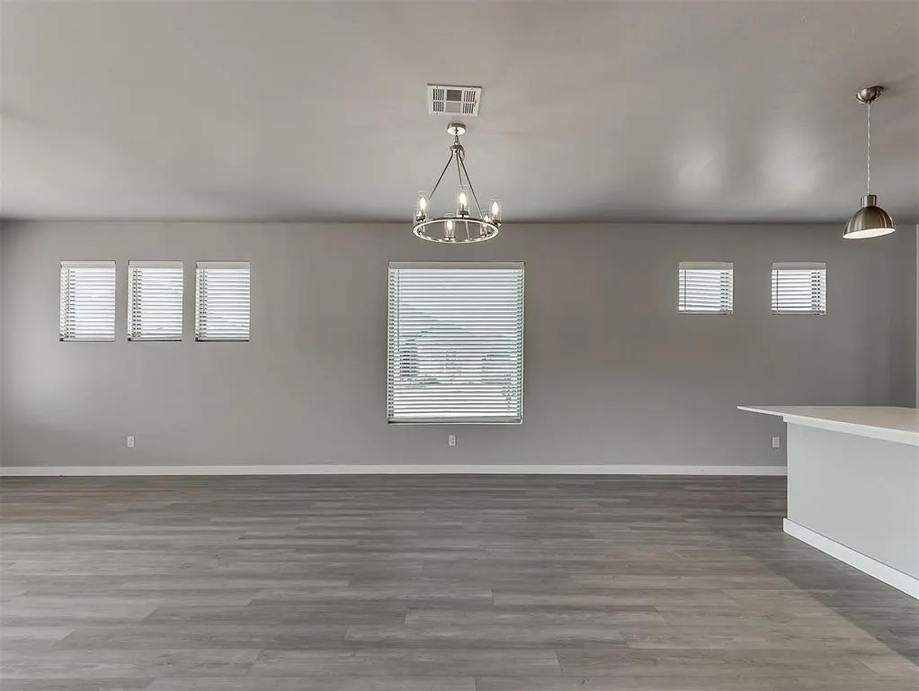 Photo 13 — 15400 Caspian Lane, Edmond, OK 73013