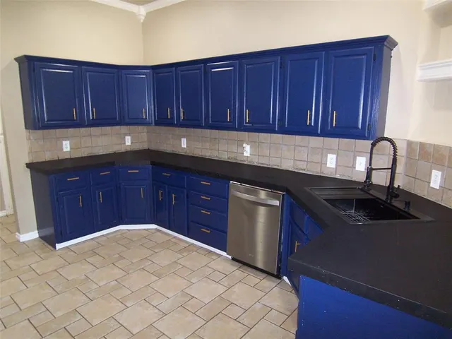 Photo 5 — 12109 Dalton Drive, Oklahoma City, OK 73162