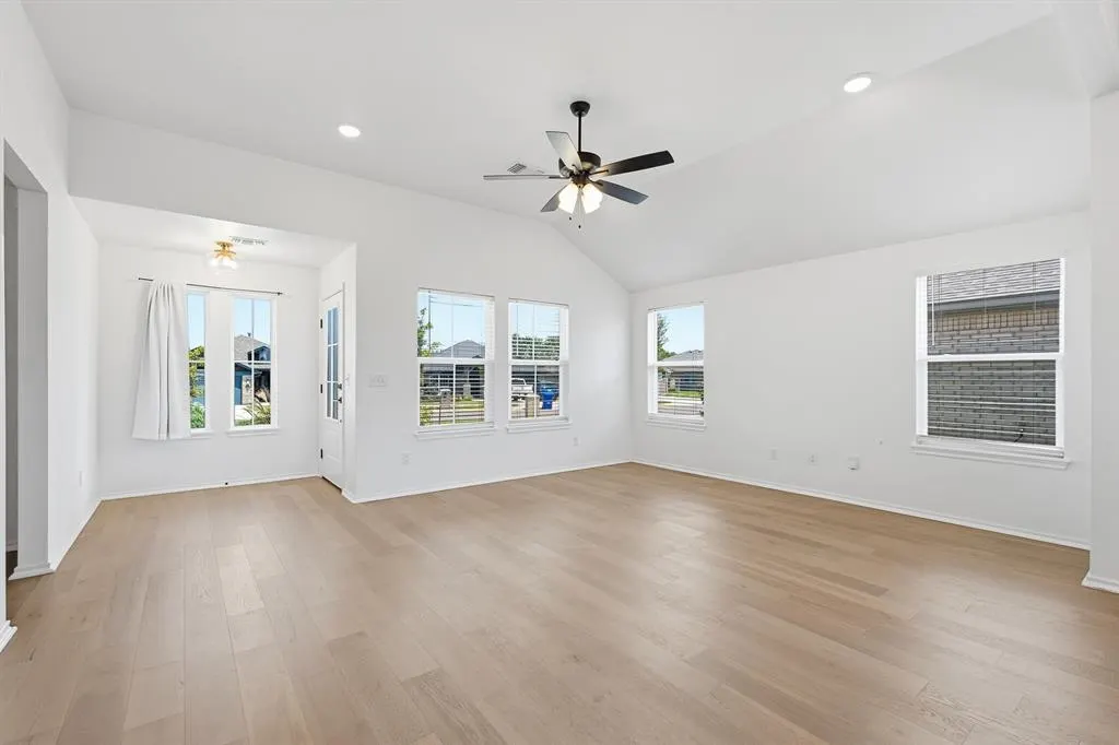 Photo 6 — 3150 Wister Road, Norman, OK 73069