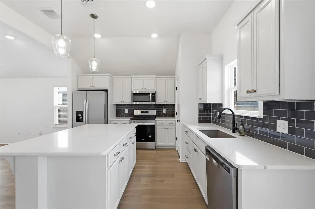 Photo 9 — 3150 Wister Road, Norman, OK 73069