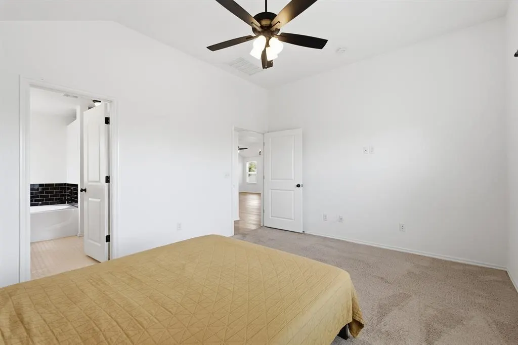 Photo 12 — 3150 Wister Road, Norman, OK 73069