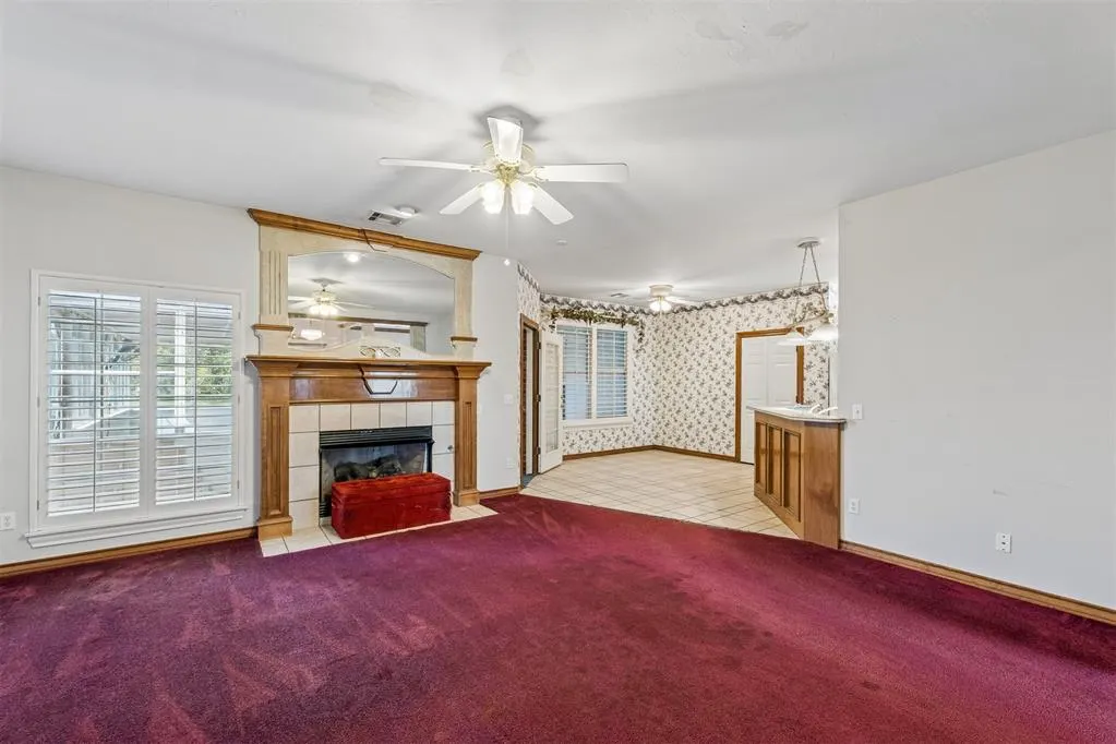 Photo 7 — 2109 NE 14th Street, Moore, OK 73160