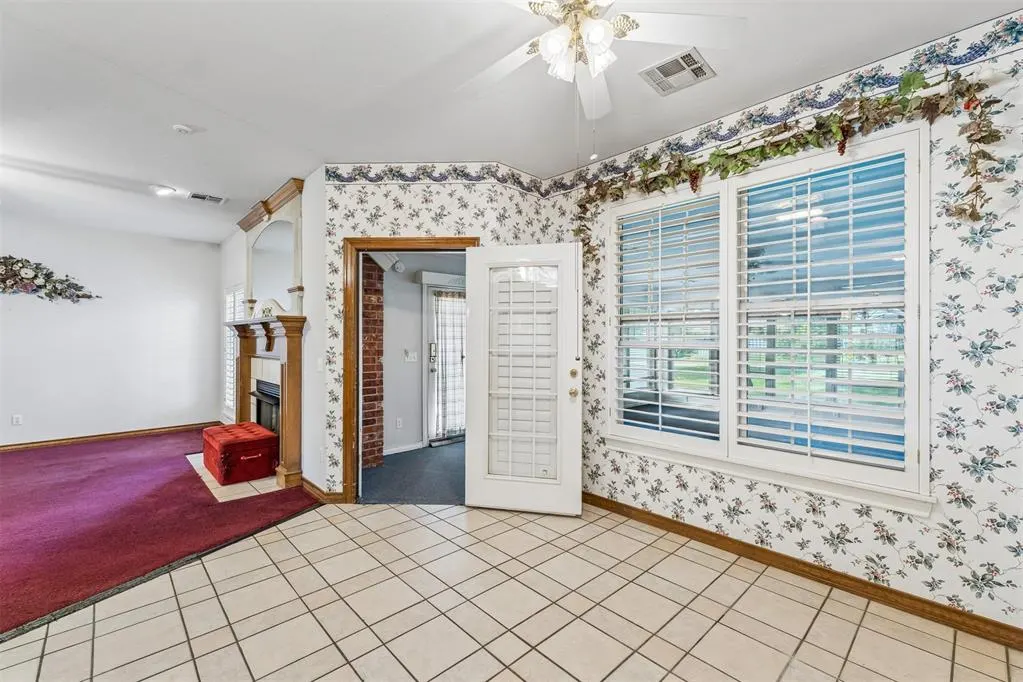 Photo 8 — 2109 NE 14th Street, Moore, OK 73160